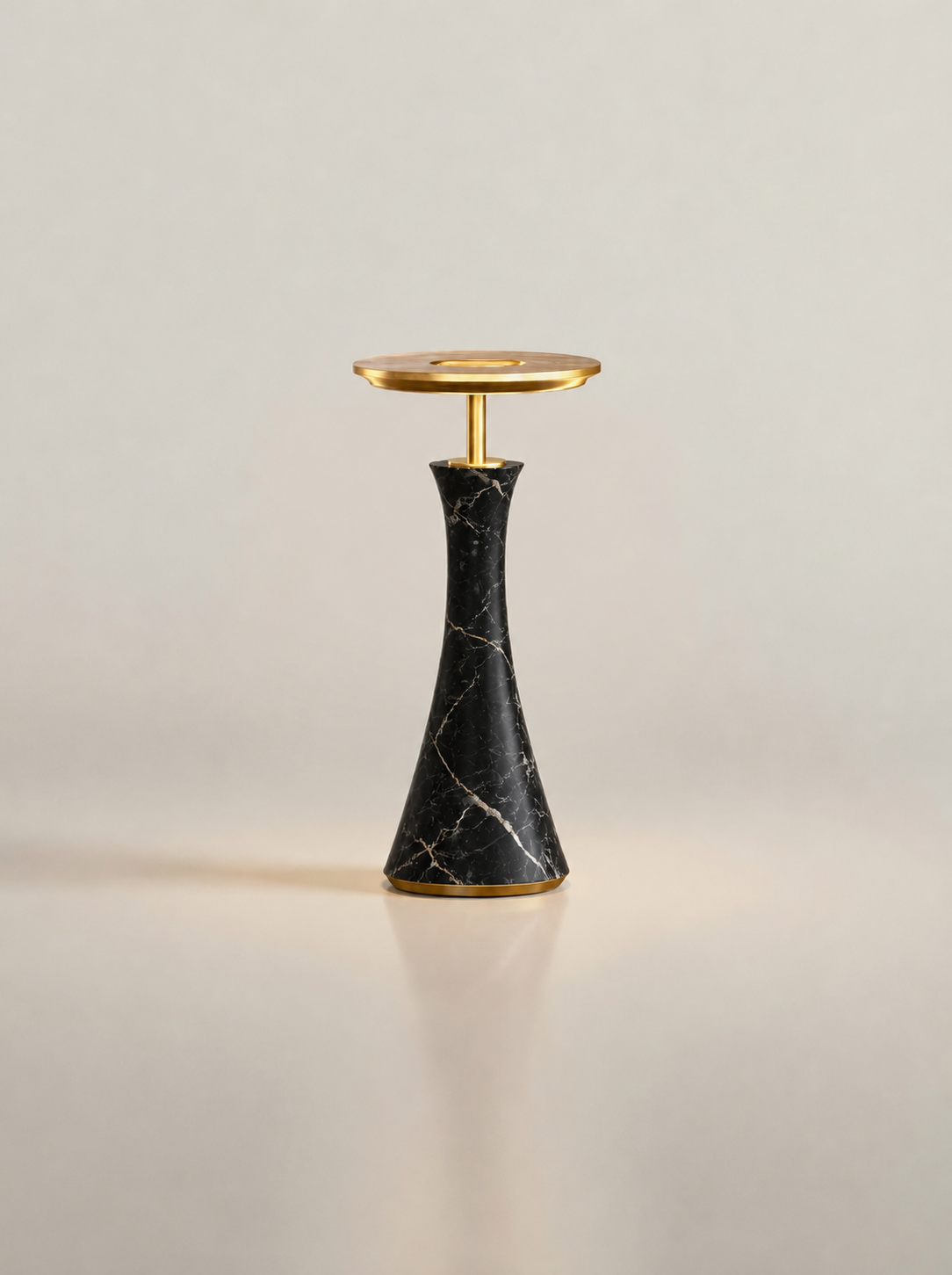 Vittorio Lamp | Black & Gold